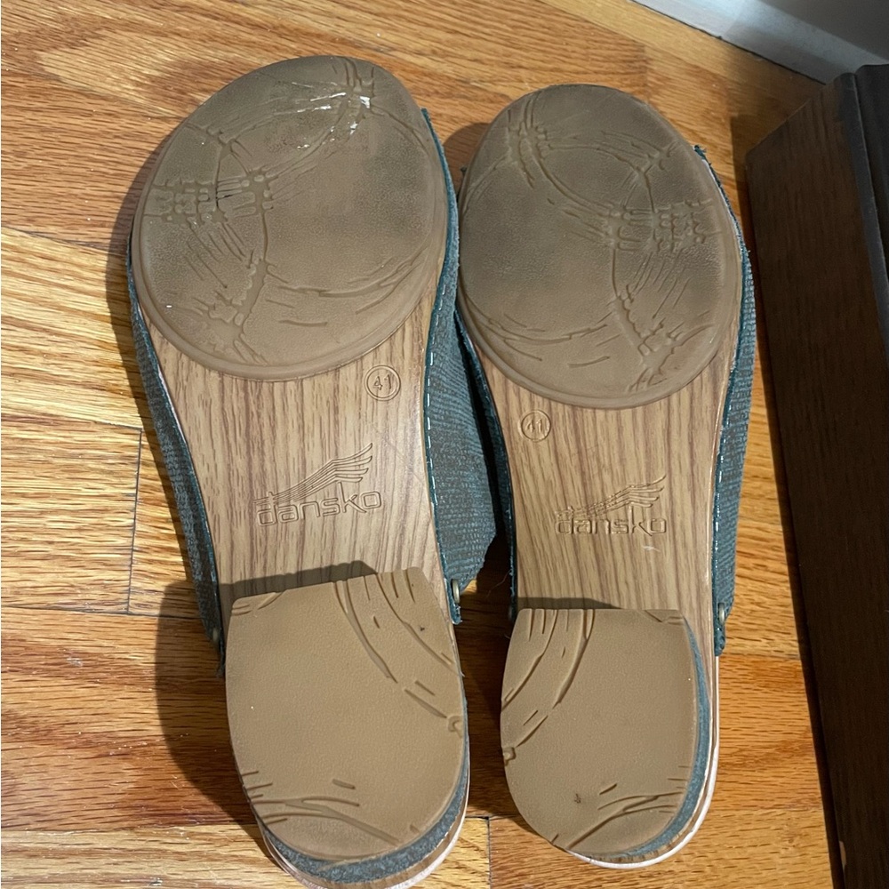 Dansko Women's Maci Sandals - Picture 6 of 7